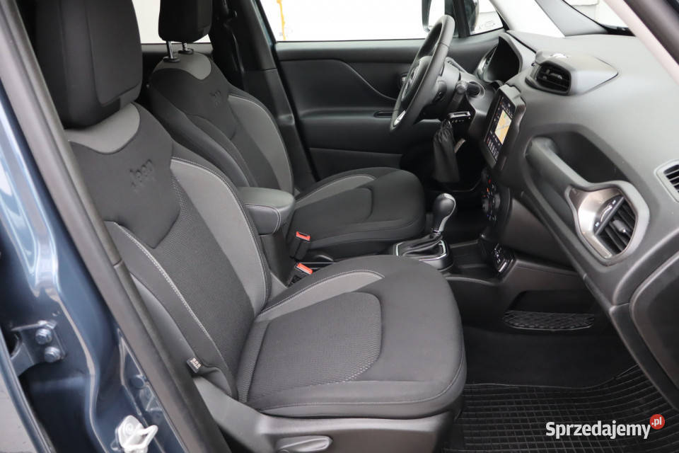 Jeep Renegade 15 Turbo eHybrid Rok produkcji 2023 Zabrze