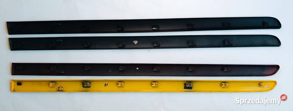 Listwa drzwi Peugeot 1007 oryginal listwa boczna osobowe Listwy i nakładki Lipno sprzedam