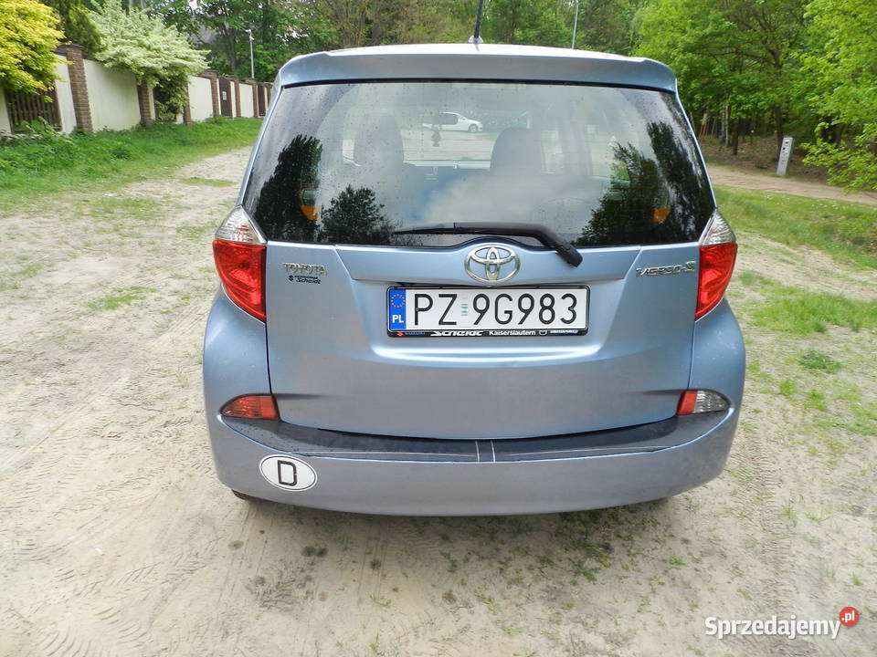 Toyota VersoS czyli Yaris z bagażnikiem poduszka powietrzna Puszczykowo