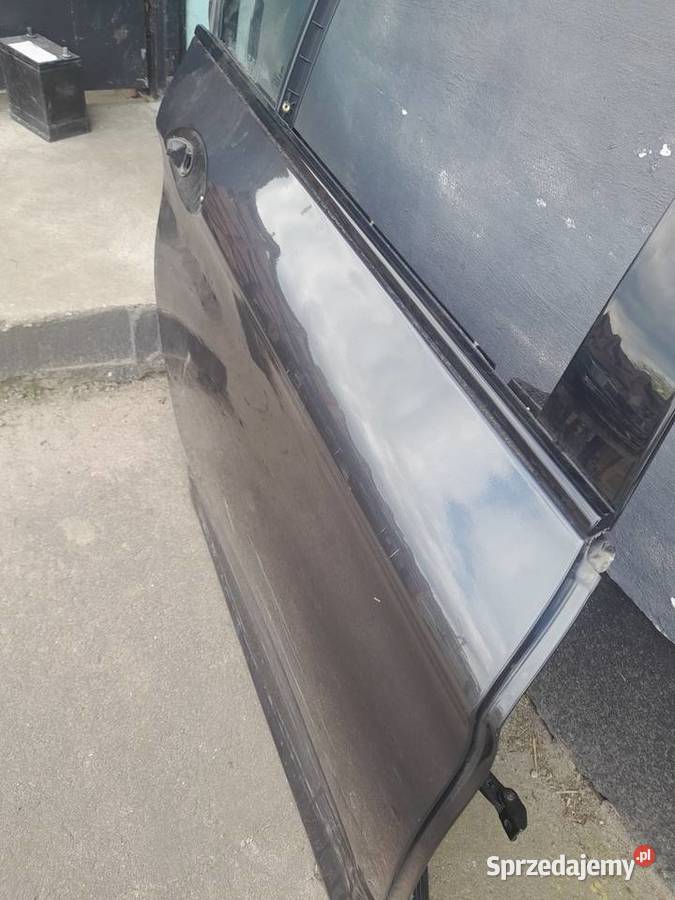 Drzwi tylne prawe BMW F10 B90 sophisto grau osobowe