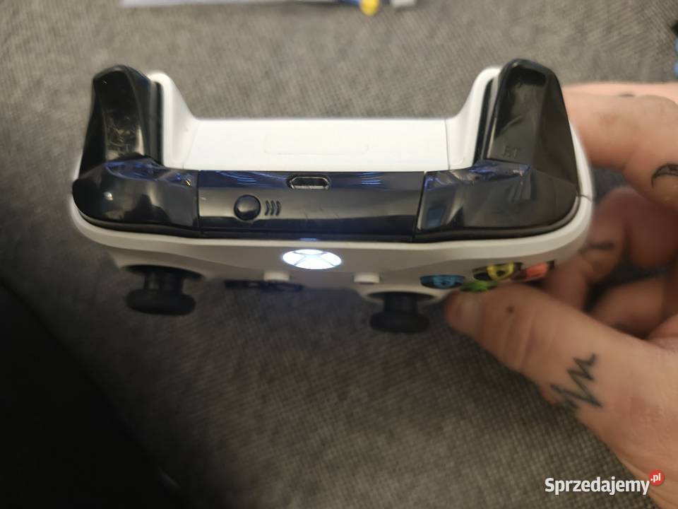 Sprzedam Xbox one Radomsko