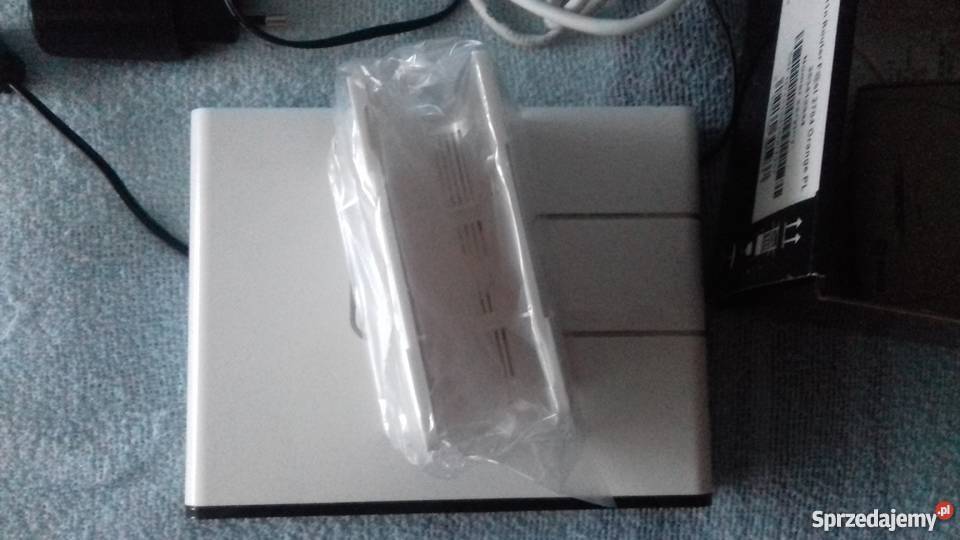 Modem WiFi Sagem Fast 2704 Internet i komunikacja wielkopolskie