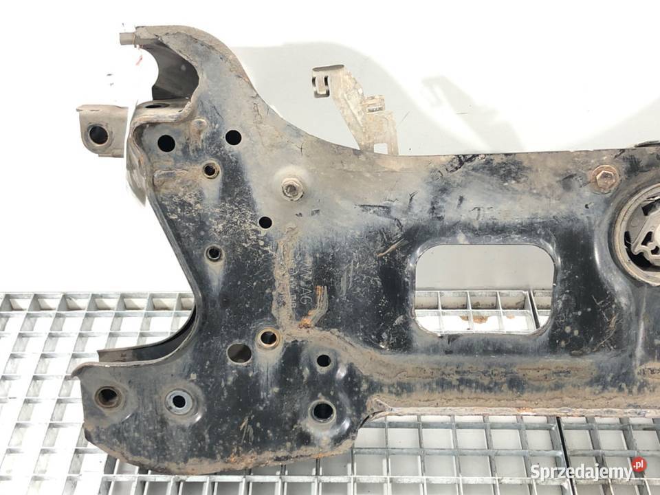 BELKA POD SILNIK SKODA SUPERB II 16 105