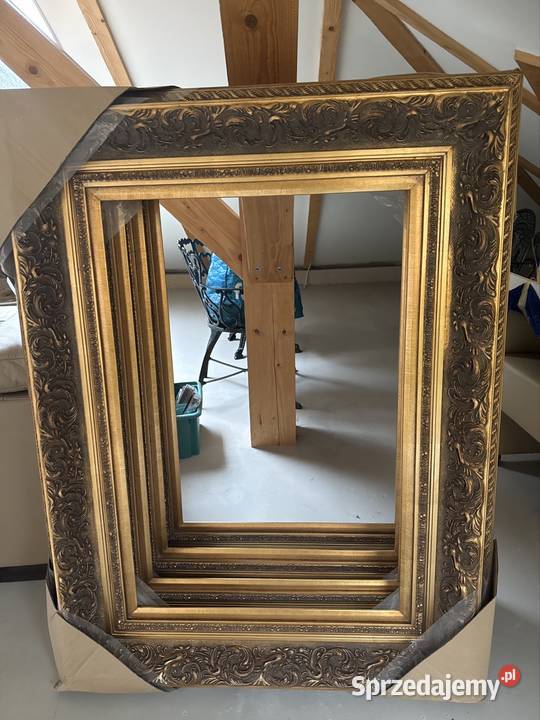 piekna gruba stara drewniana rama rzeźbiona 8666 Bystrzyca Kłodzka