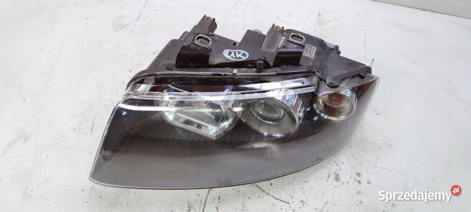 REFLEKTOR LEWY AUDI A4 B6 XENON 8E0941003M UK Lampy przednie Przystajń sprzedam