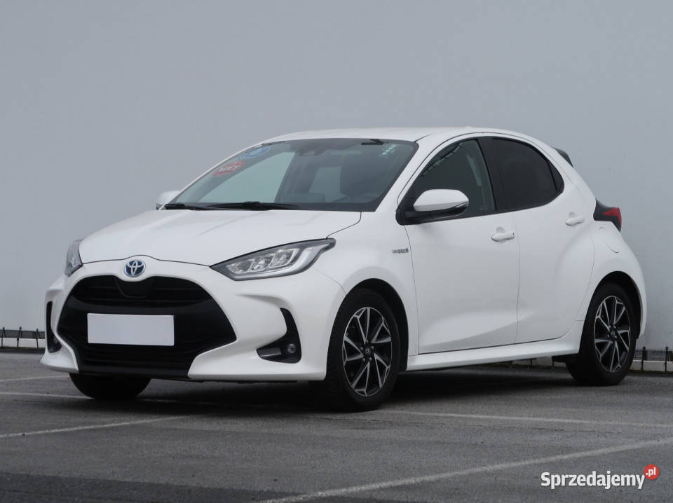 Toyota Yaris 15 VVTi Hybrid