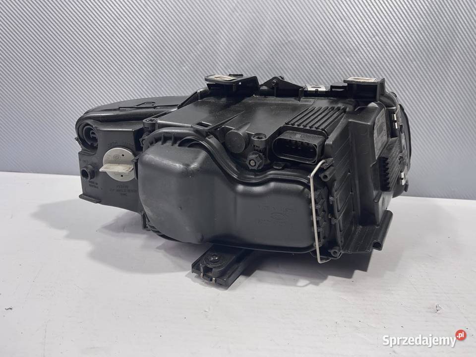 AUDI A4 CABRIO LEWA LAMPA PRZÓD osobowe Ostroróg sprzedam