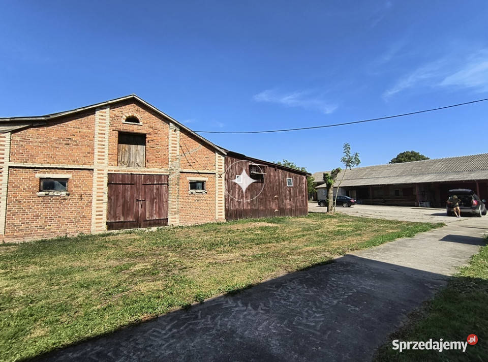 Budynki produkcyjny i gospodarcze dom Mołożów