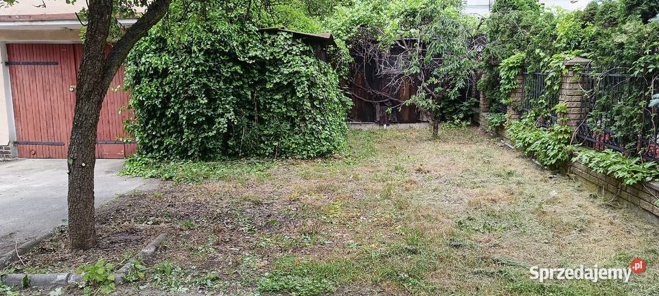 Sprzedam Dom z 2 Mieszkaniami i 2 Garażami 1200m2 Zielona Góra