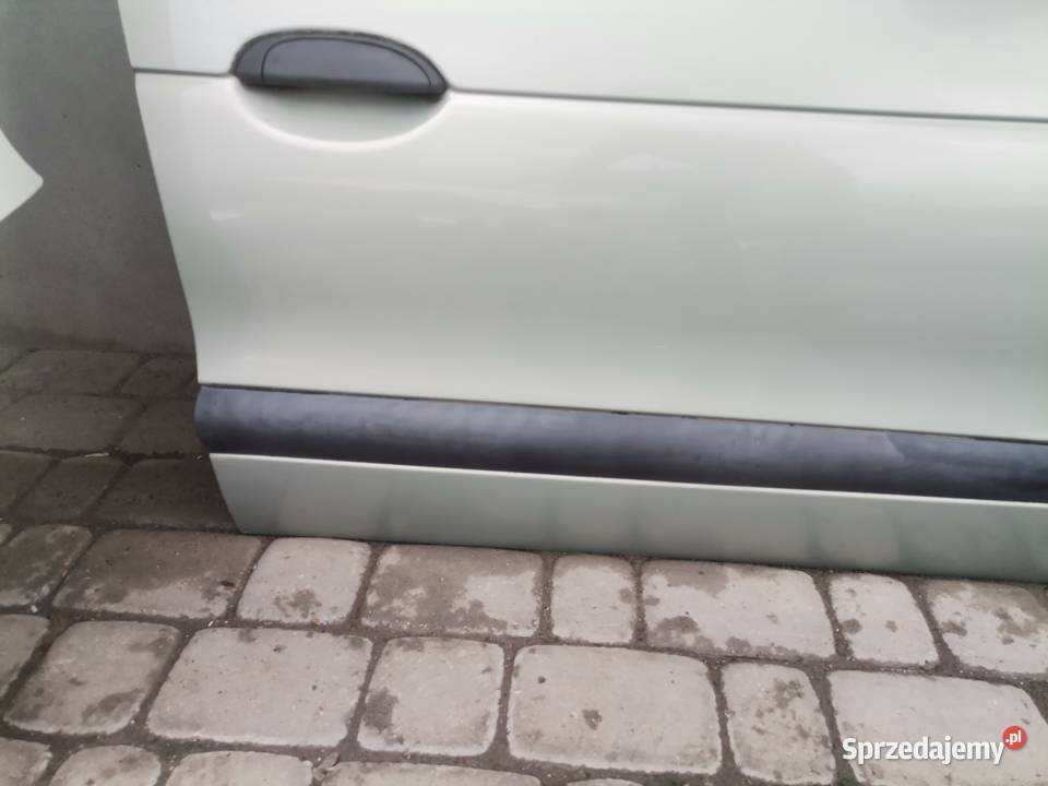 DRZWI PRAWY PRZÓD RENAULT MEGANE 1 FL HB MV931 Nowy Sącz
