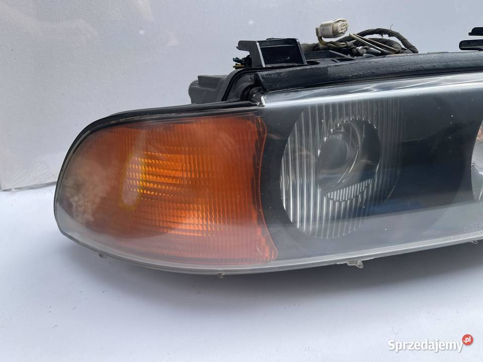 BMW E39 PRAWA LAMPA PRZÓD XENON Ostroróg sprzedam