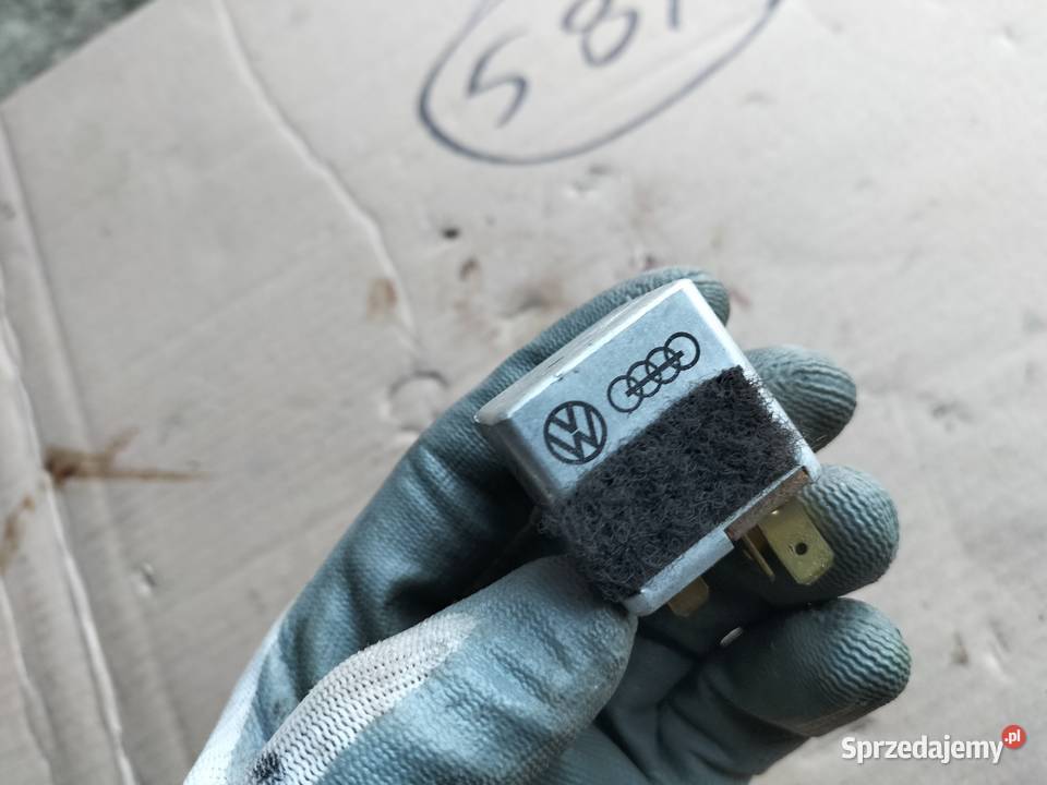 AUDI 80B4 80 B4 PRZEKAŹNIK SZYBERDACHU 899202 osobowe Kamień-Kolonia