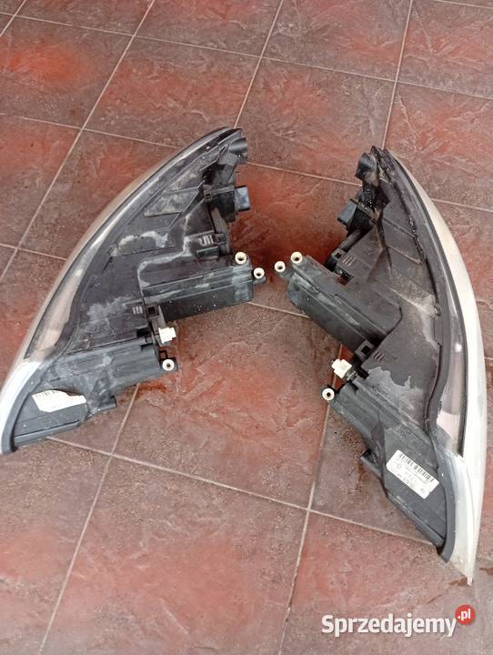 Reflektor lampa Skoda Octavia 2 lifting Bogumiłów