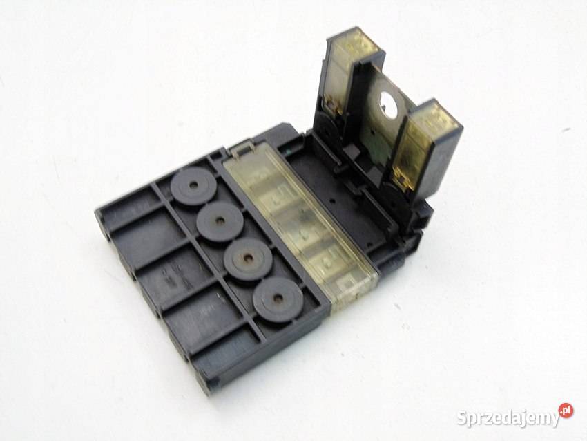 BEZPIECZNIKI KLEMY AKUMULATORA 13 15 16V osobowe Sosnowiec