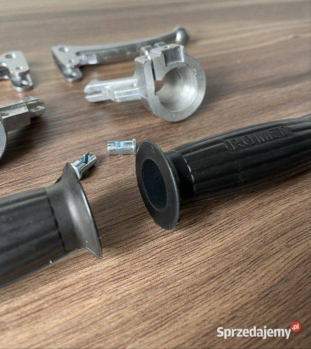NOWY POLSKI KOMPLET DŹWIGNIA KORPUS GUMA Bielsko-Biała