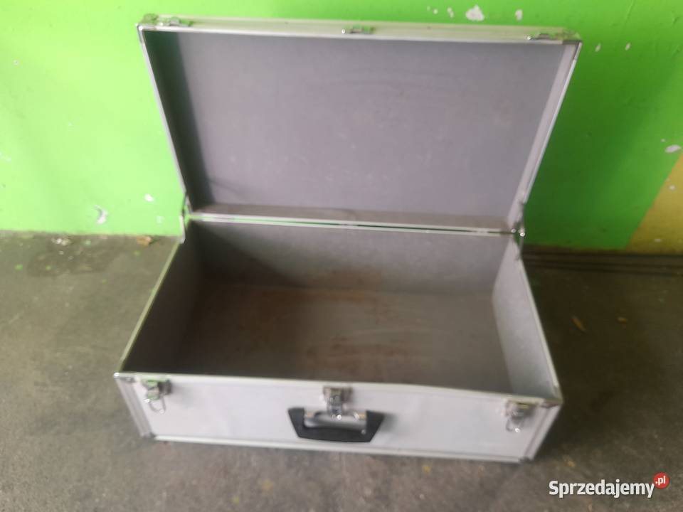 Duza walizka kufer aluminiowa