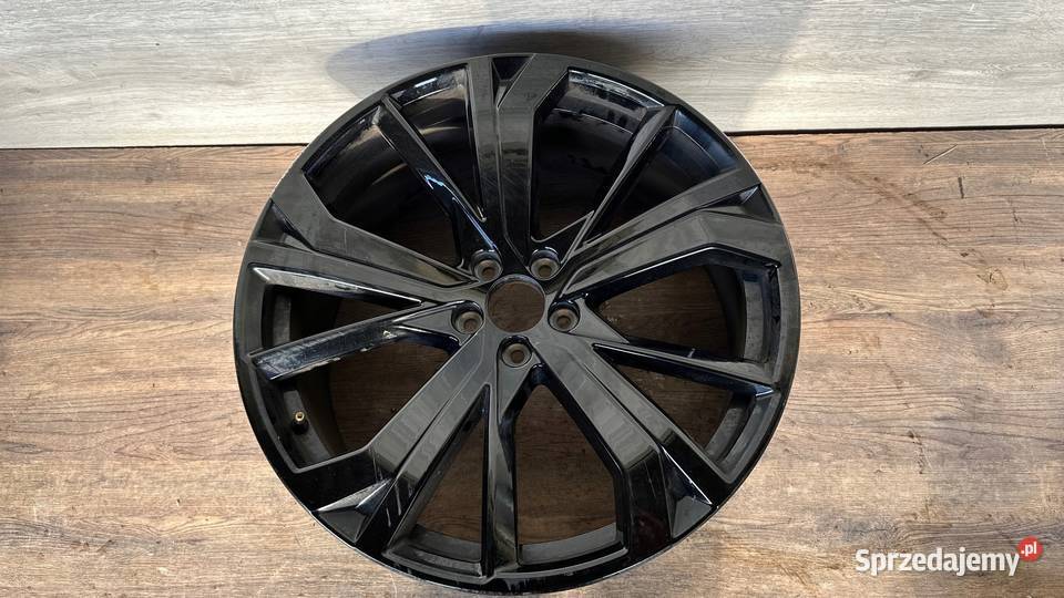 VOLVO XC60 XC90 FELGA 85JX21 ET495 32410168 sprzedam