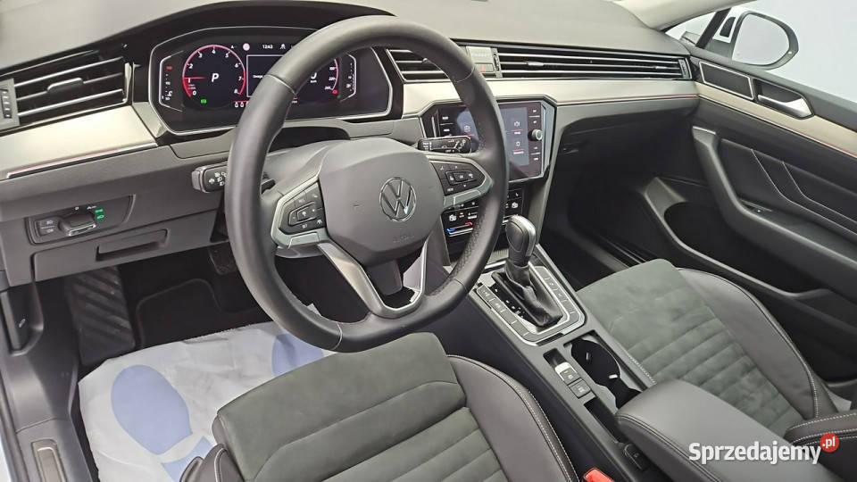 Volkswagen Passat Variant 20 TSI Elegance DSG Z Kombi Volkswagen