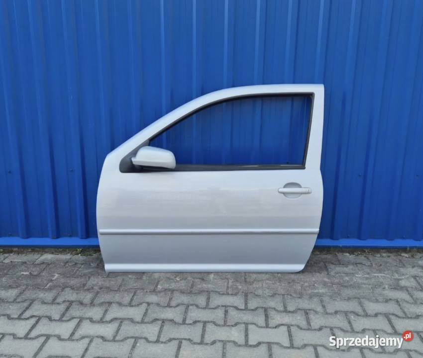 DRZWI PRZÓD PRAWY LEWY VW GOLF IV 4 LB7Z SREBRNE Działoszyce