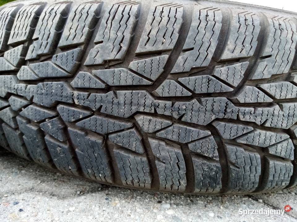 Sprzedam komplet 4 opon zimowych Nokian R 13 Przyszowice