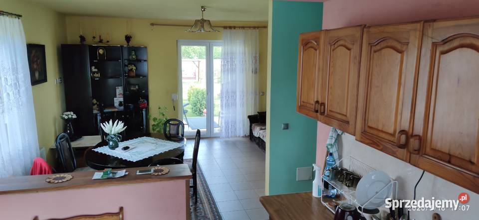 Piękny dom na dużej działce w Wiosce Syców Liczba pokoi 5 Wioska