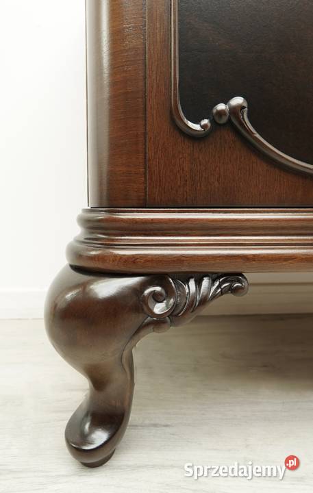 Zabytkowa komoda z lat 40tych w stylu Meble Jerka
