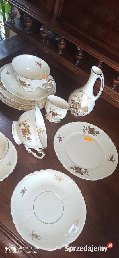 Wazonik amfora Róże ze złotem i czernią Royal Gdańsk