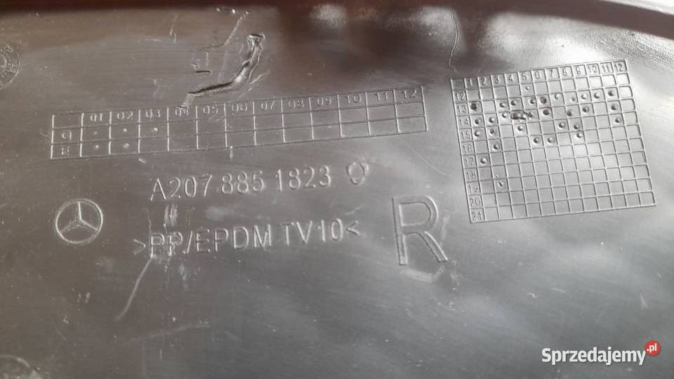 MERCEDES E W207 LIFT KRATKA PRAWA ZDERZAKA Goleniów