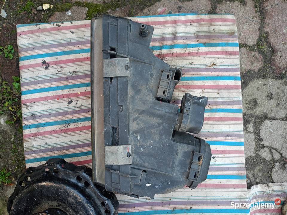 BMW e 36 przednia prawa lampa śląskie Zawiercie