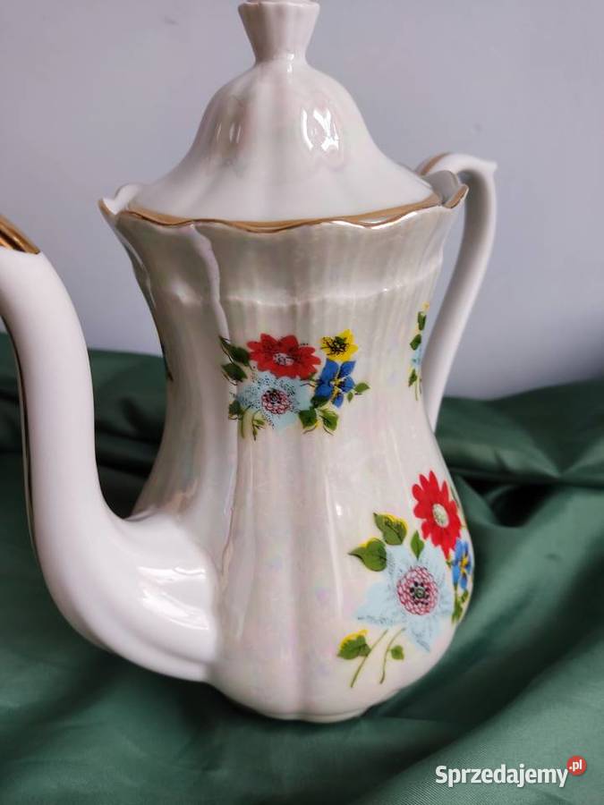 Dzbanek porcelanowy w kwiaty Wałbrzych Głuchołazy