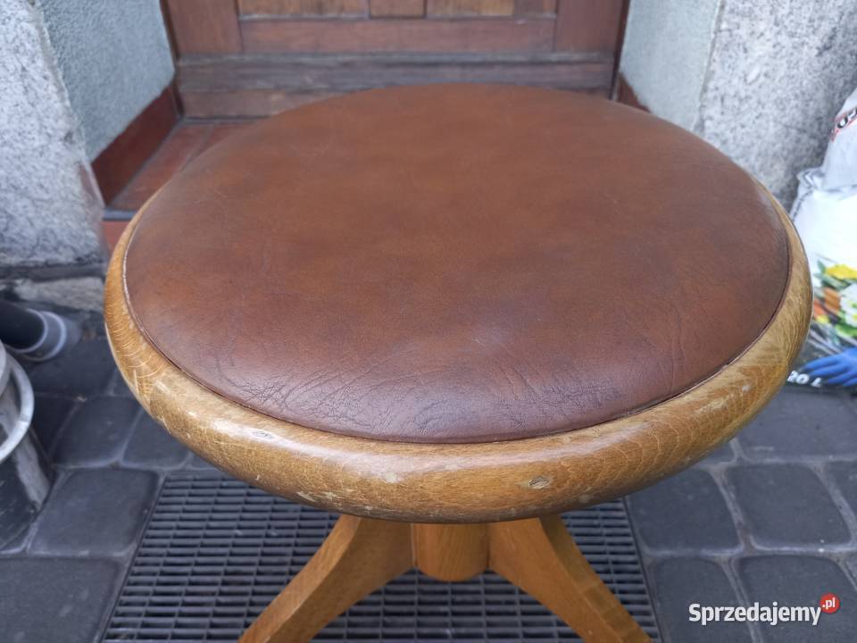 Stary stołek taboret obrotowy z regulacją Rawicz