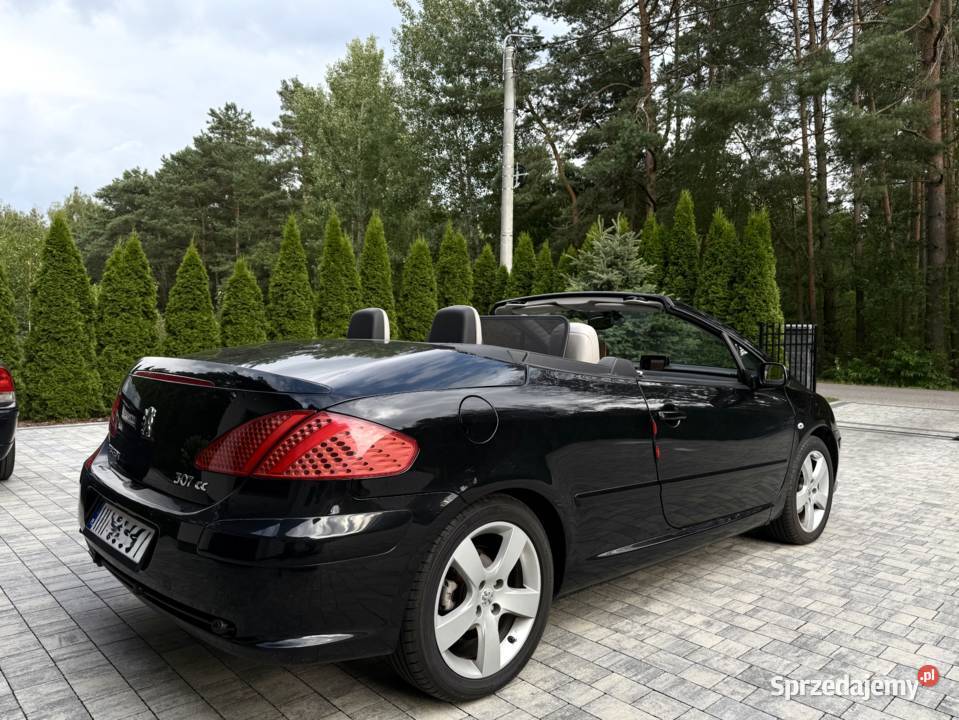 Peugeot 307 CC 20 140 2008 r 198 serwis czarny Maków Mazowiecki
