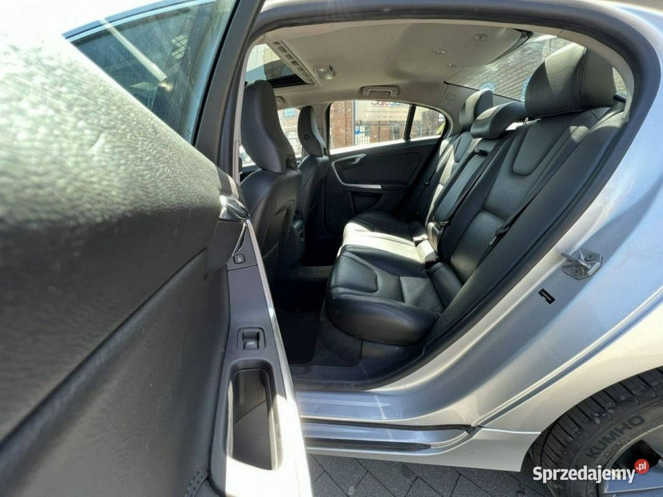 Volvo S60 25T T5 AWD KeyLess Go Skóra Alu 4x4 II mazowieckie Sokołów Podlaski sprzedam