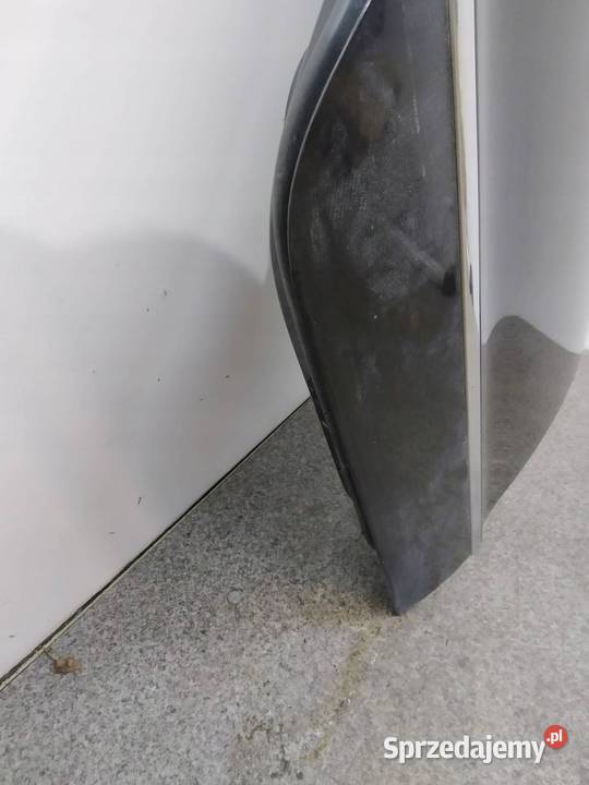 DRZWI PRAWE TYŁ CZARNE SEDAN Skoda Superb II