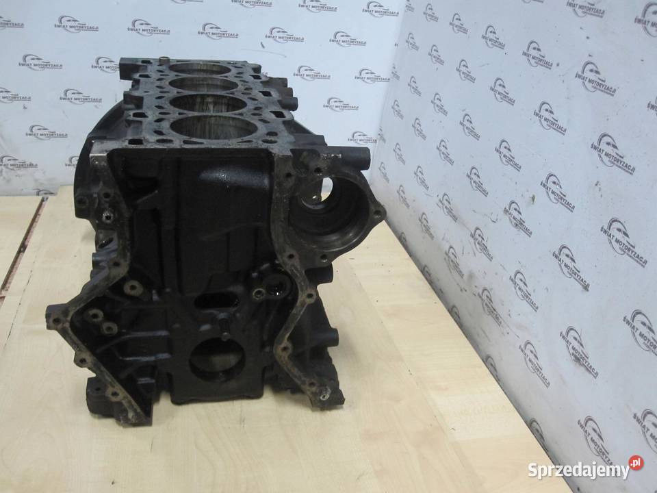 TRAFIC VIVARO 20 DCI 114 blok silnika M9R786 osobowe