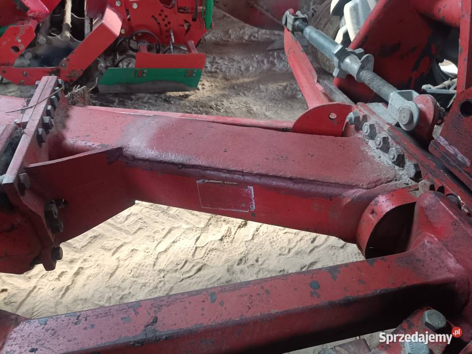 Pług 4 skibowy obrotowy sprezyna non stop nieuszkodzony sprzedam