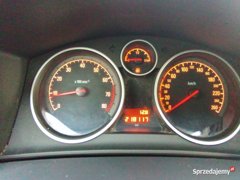 Opel astra 16 benzyna serwowane w ASO 1 światła przeciwmgielne wielkopolskie Poznań
