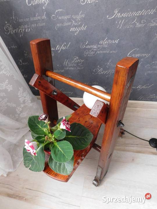 Kwietnik z lampą Słupsk