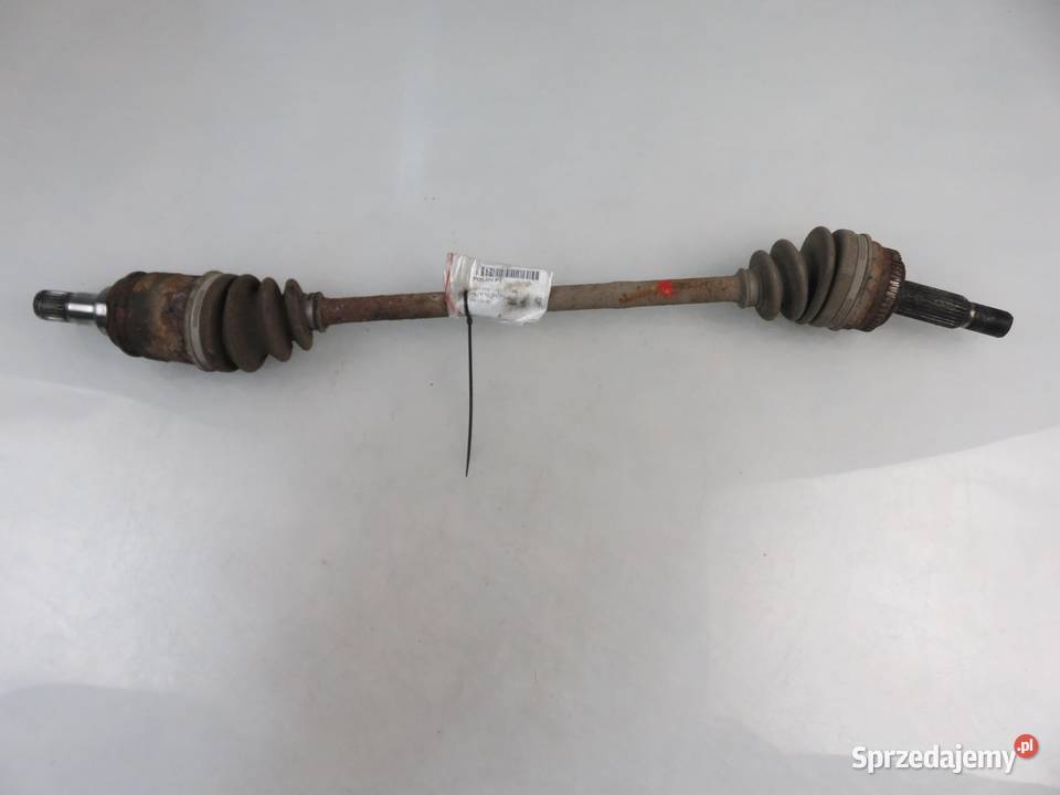 PÓŁOŚ PRAWA TYLNA PONTIAC VIBE I 18 AWD osobowe