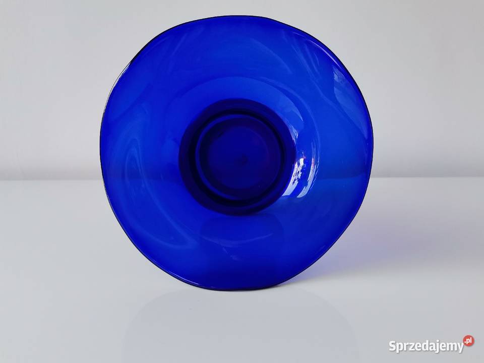 Stary niebieski wazon szkło kobaltowe design PRL Katowice