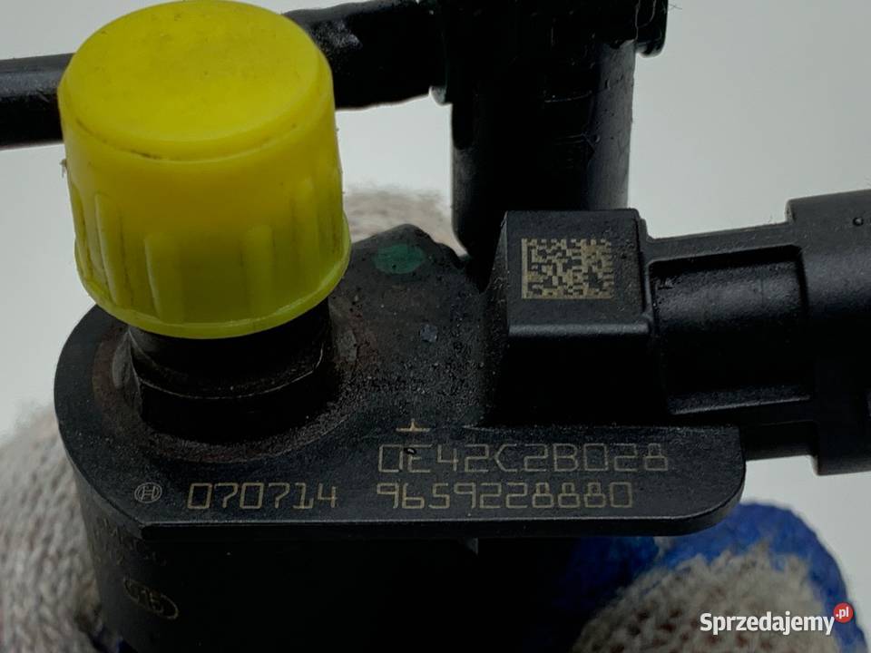 WTRYSKIWACZ PEUGEOT 4007 0445115025 22 156 0713 sprzedam