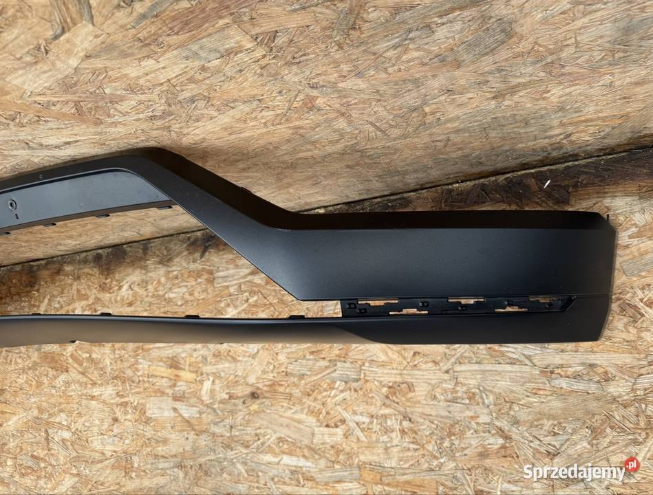Spoiler dół zderzaka przód Polestar 3 III