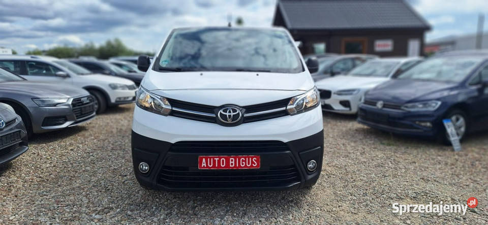 Toyota ProAce brygadówka long 6 osobowy mały 120000km Lębork