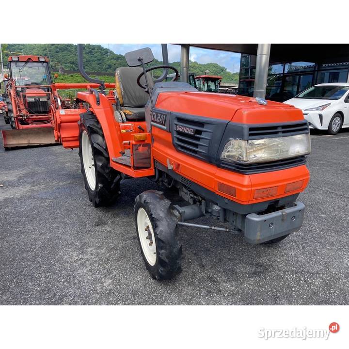 Traktor Kubota GL241D Diesel Napęd 4WD TUZ WOM Napęd 4x4