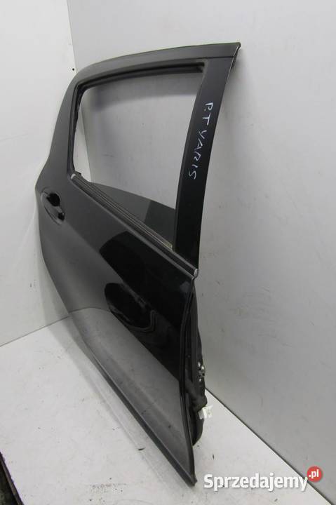 DRZWI TYLNE PRAWY TYŁ 209 TOYOTA YARIS III sprzedam