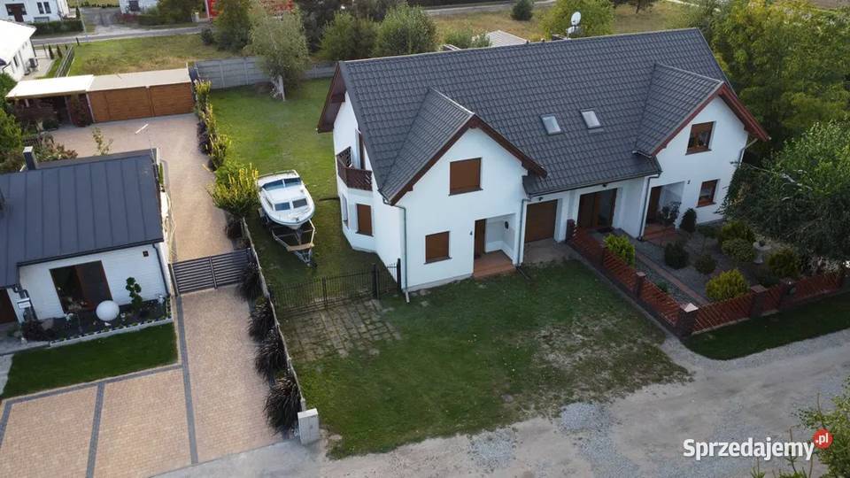 Dom w zabudowie bliźniaczejm lasu niedaleko wielkopolskie Bucz