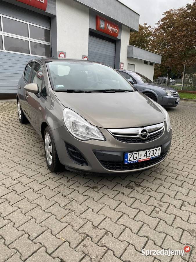 Opel Corsa 2011 service klima komplet opon Przecław