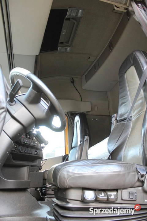 Ciagnik90 Tonowy 8x4 Eur 6 Volvo FH 16650 Warszawa sprzedam
