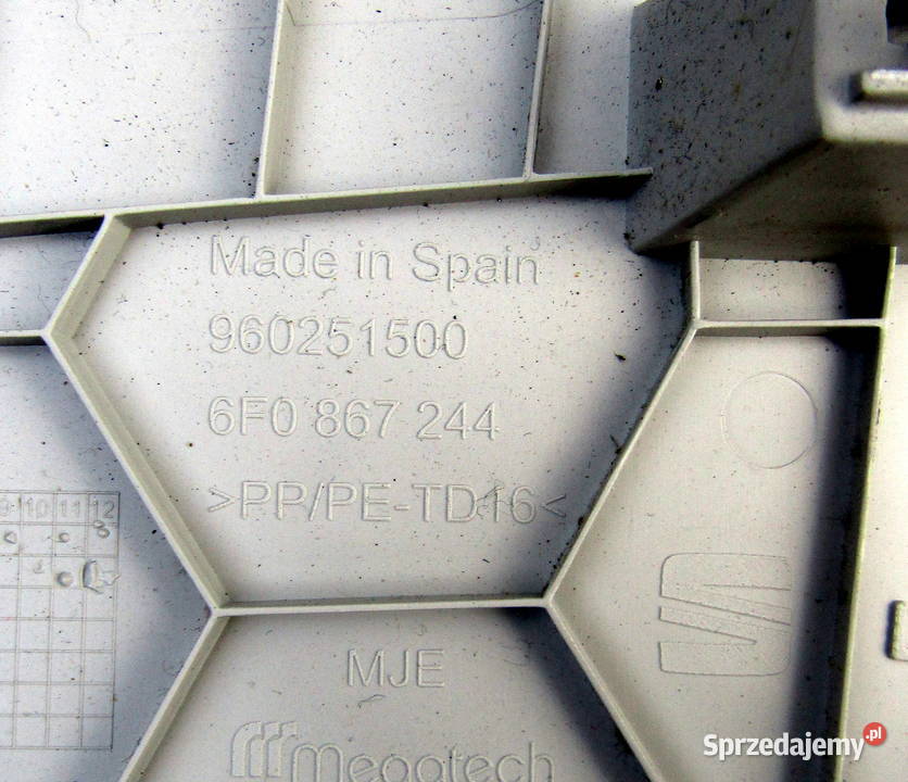 OSŁONA NAKŁADKA SŁUPKA ŚRODKOWEGO SEAT IBIZA V Rok produkcji 2018 Mysłaków sprzedam