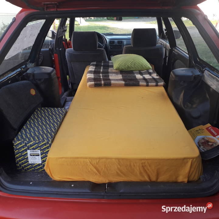 Subaru Legacy 4X4 kamper samotnego wilkasingla Karpacz